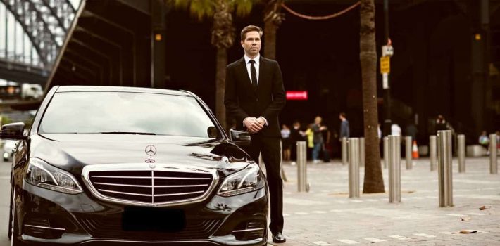 Reasons to Hire a Chauffeur Service for a Night Out